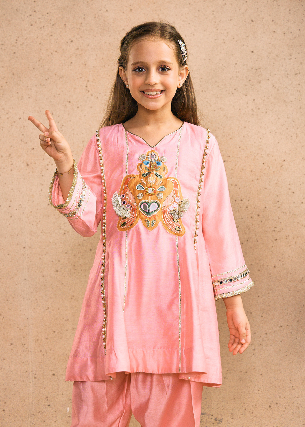 Daphene Ivora Girls pink Embellished Long Tunic & Farshi Salwar