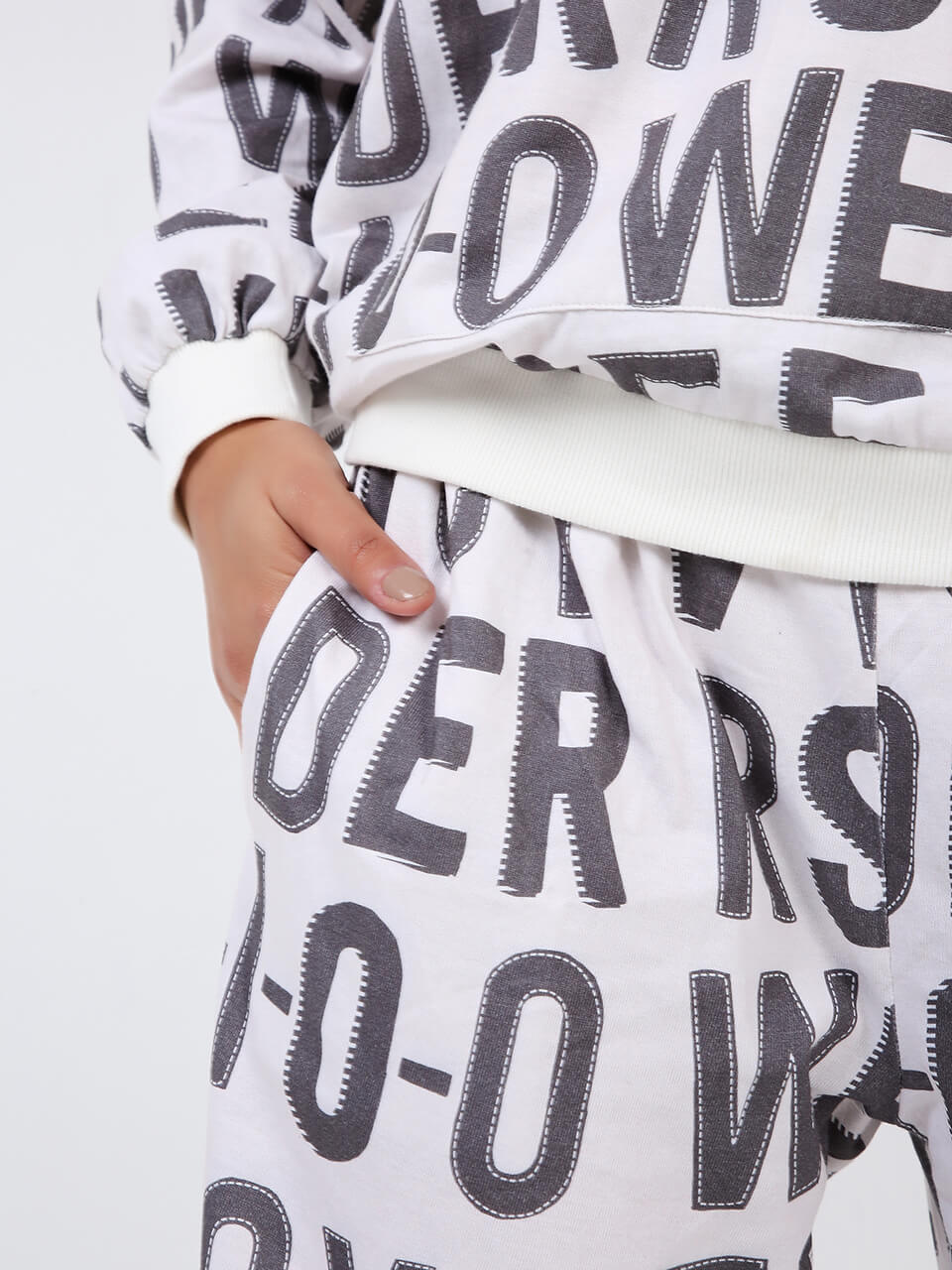 The INCY WINCY Printed Sweat & Jogger Co-ord Set