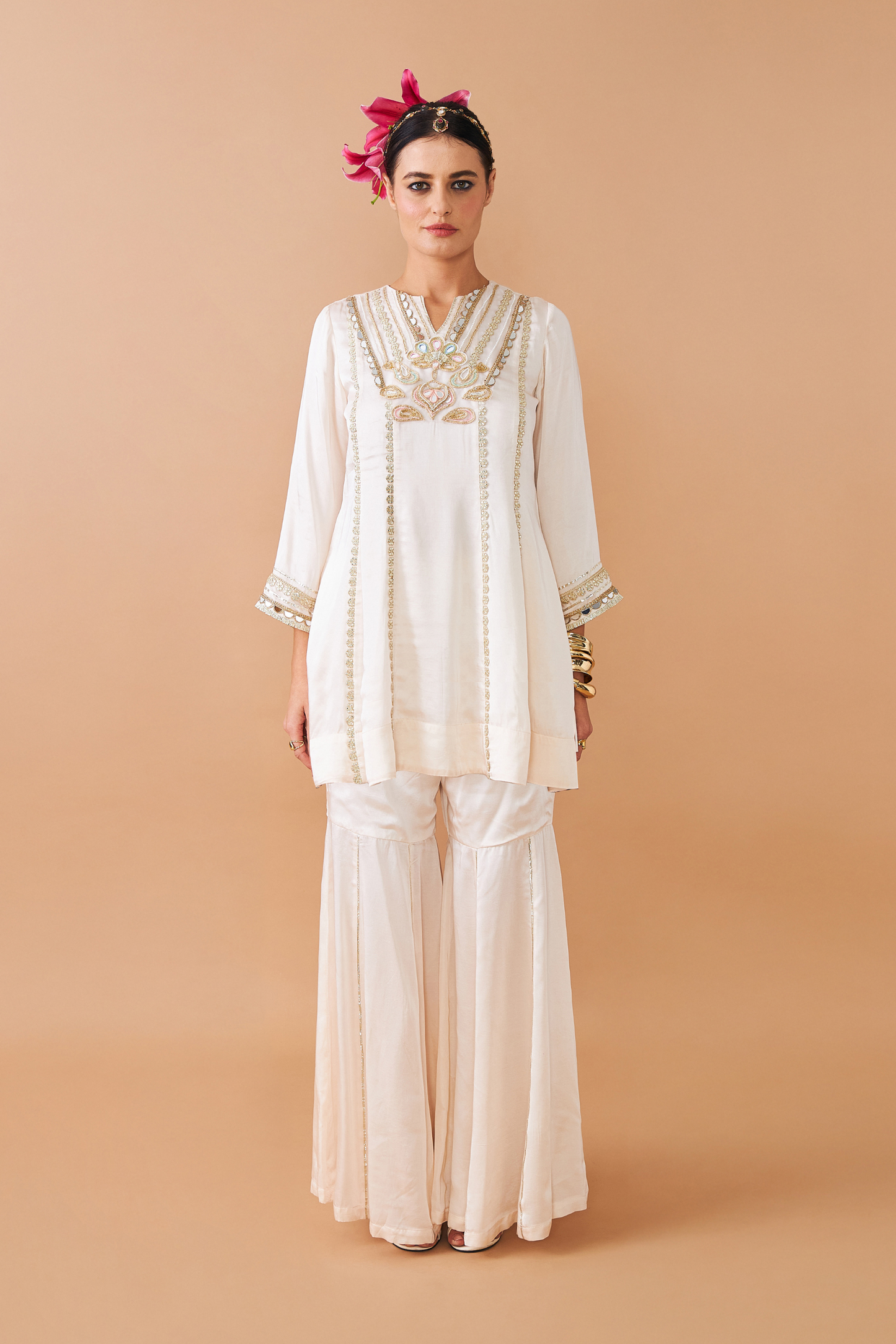 Ivora Ladies Embellished Tunic With Flared Trousers Co-ord (Set of 2pcs)