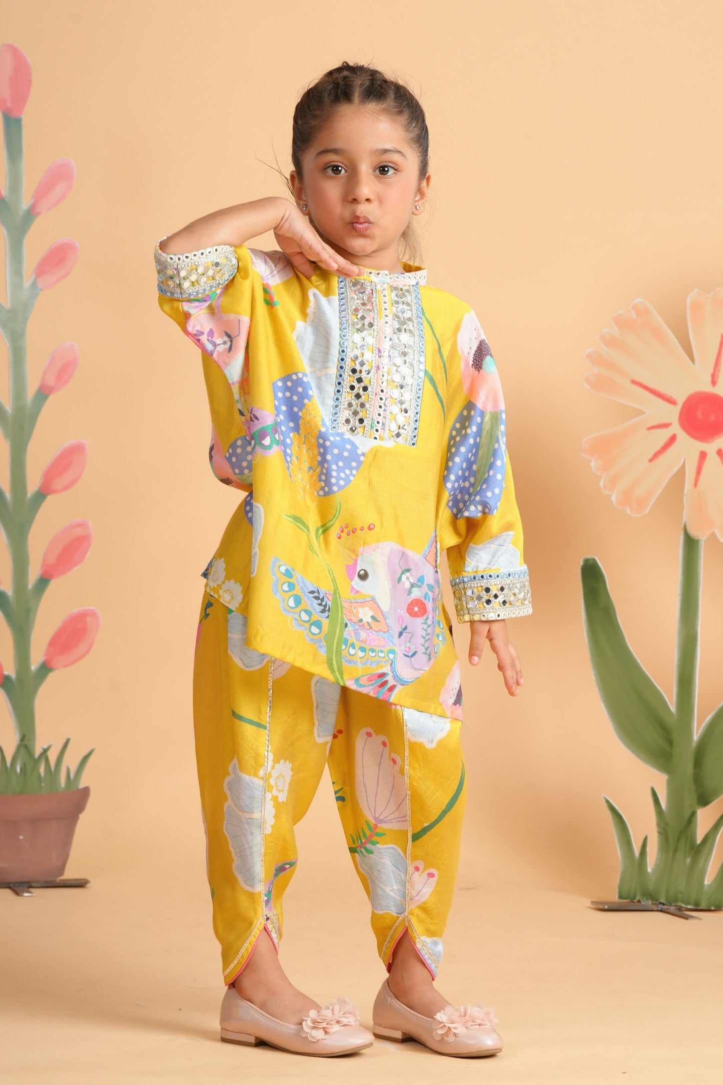 Yellow Bloom Embellished Girls Tunic With Pants (Set Of 2)