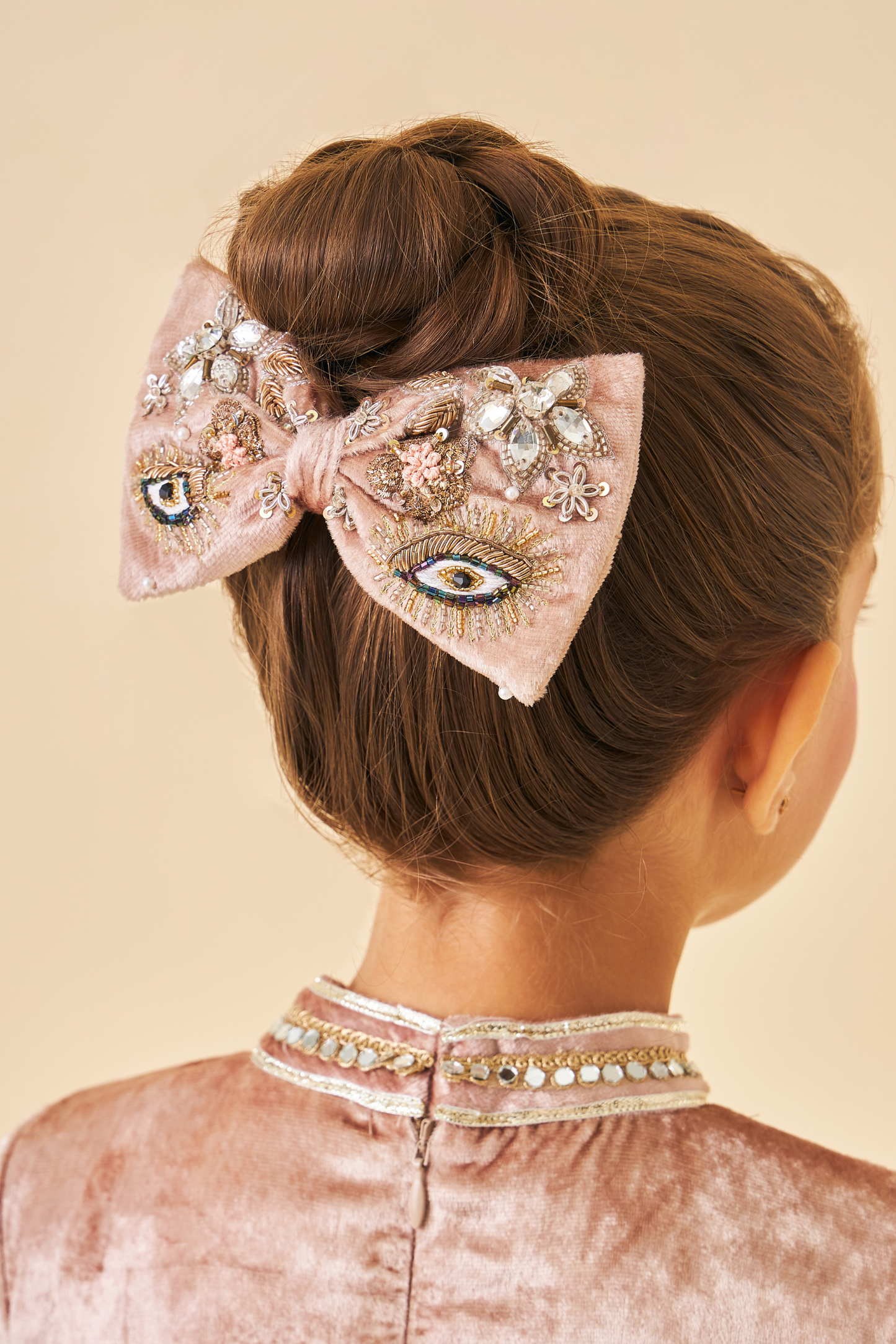 Gigi Beige Girls Embellished Bow Clip