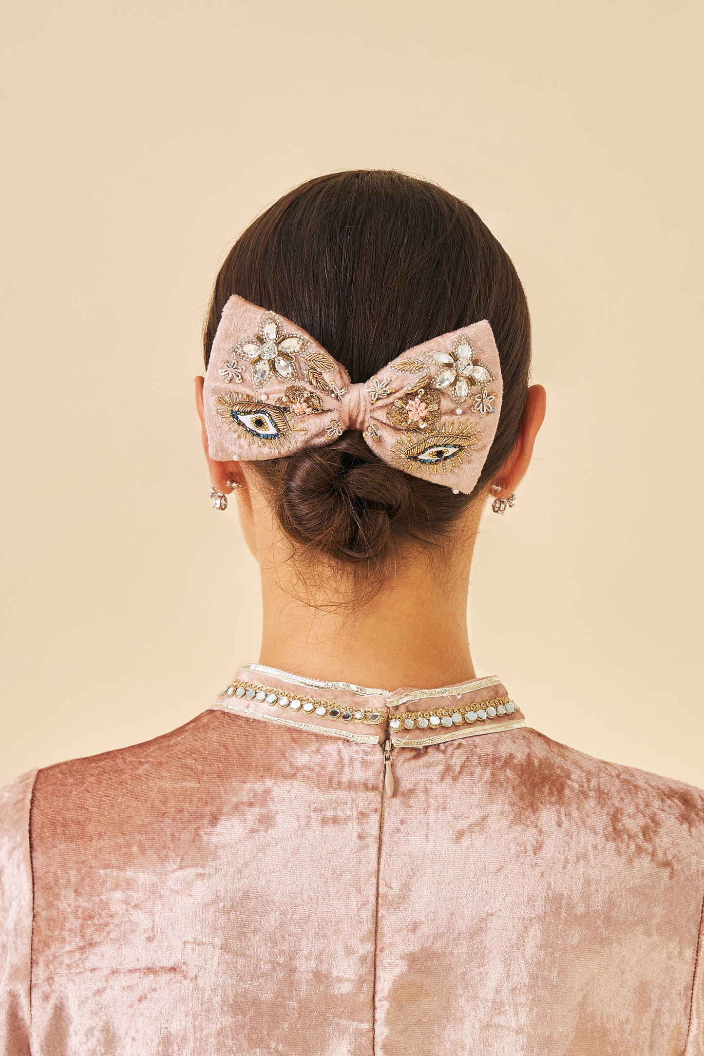 Gigi Beige Ladies Embellished Bow Clip