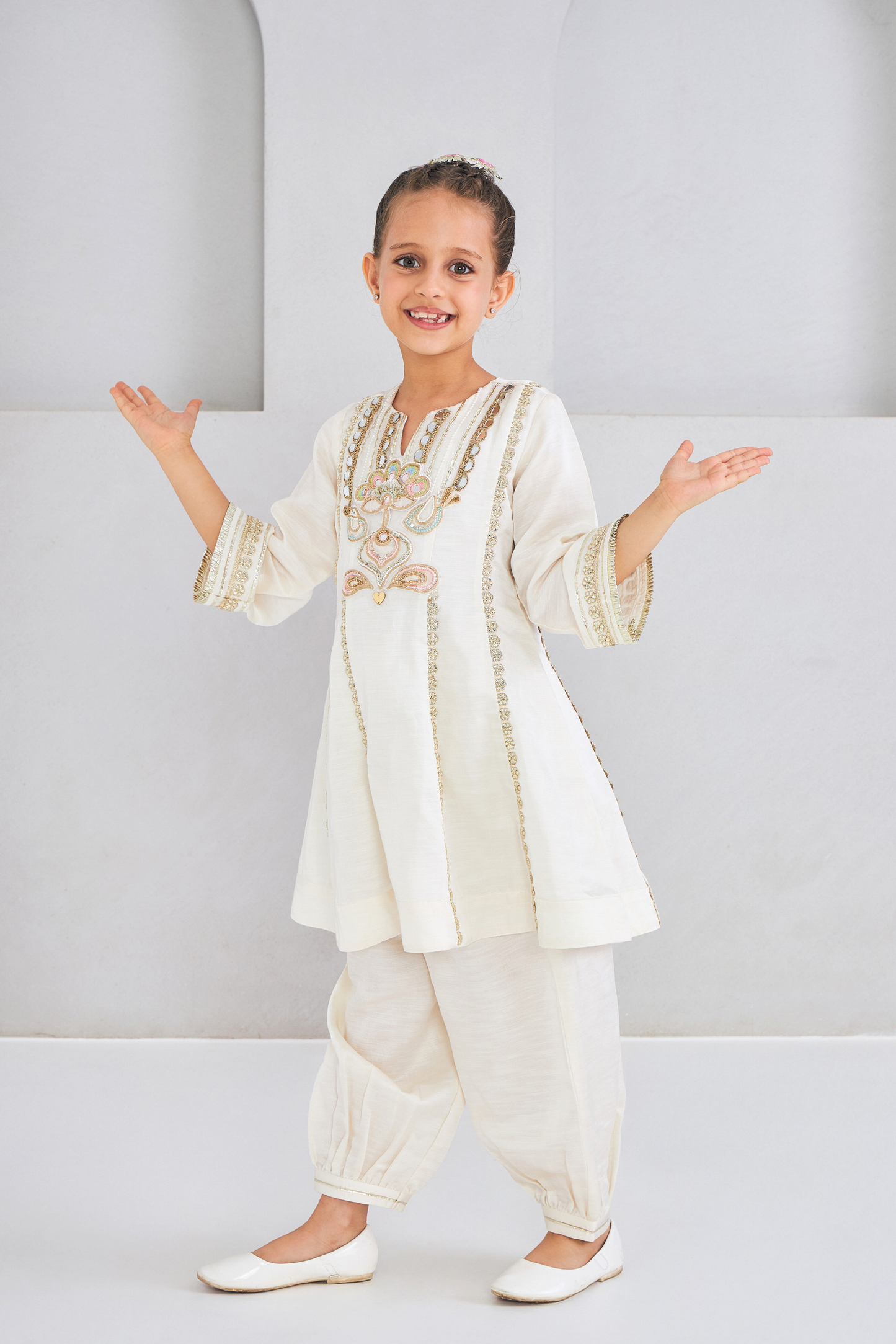 Ivora Girls Embellished Tunic With Trousers Co-ord ( Set of 2pcs )