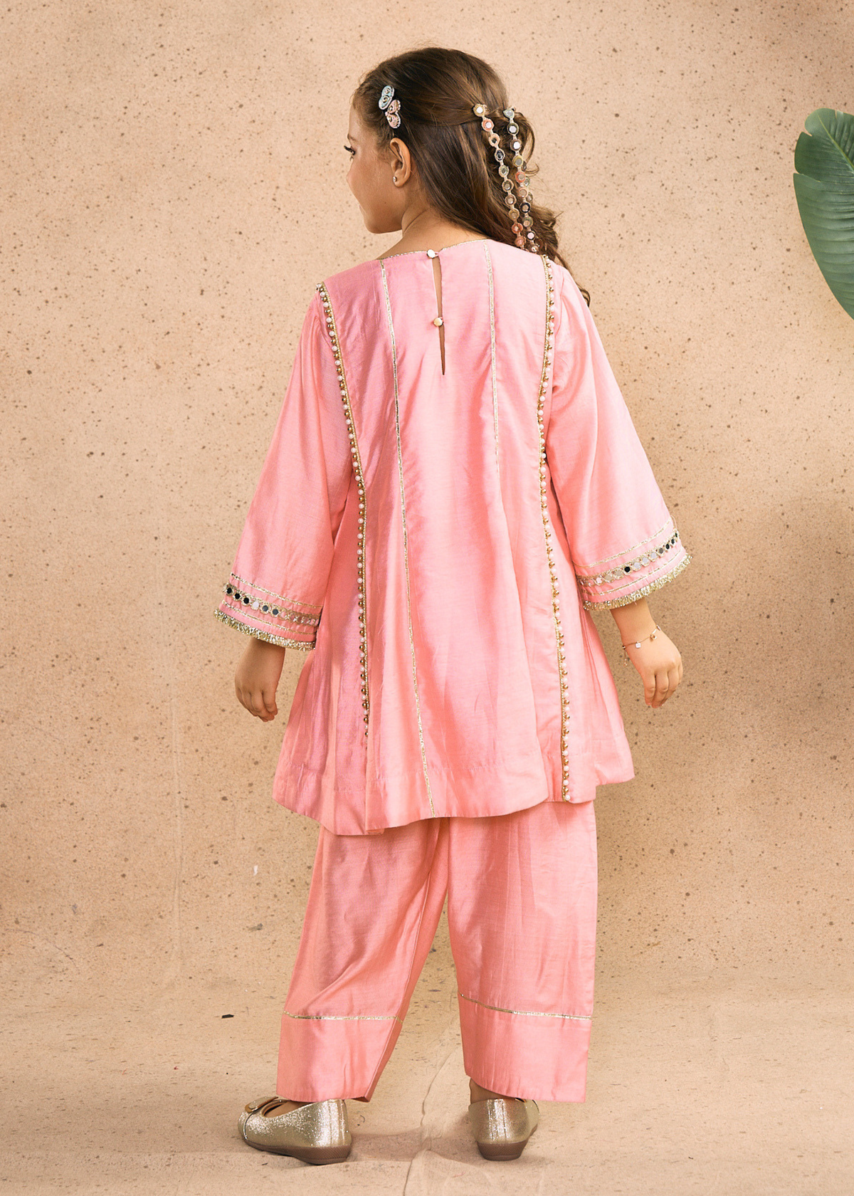 Daphene Ivora Girls pink Embellished Long Tunic & Farshi Salwar