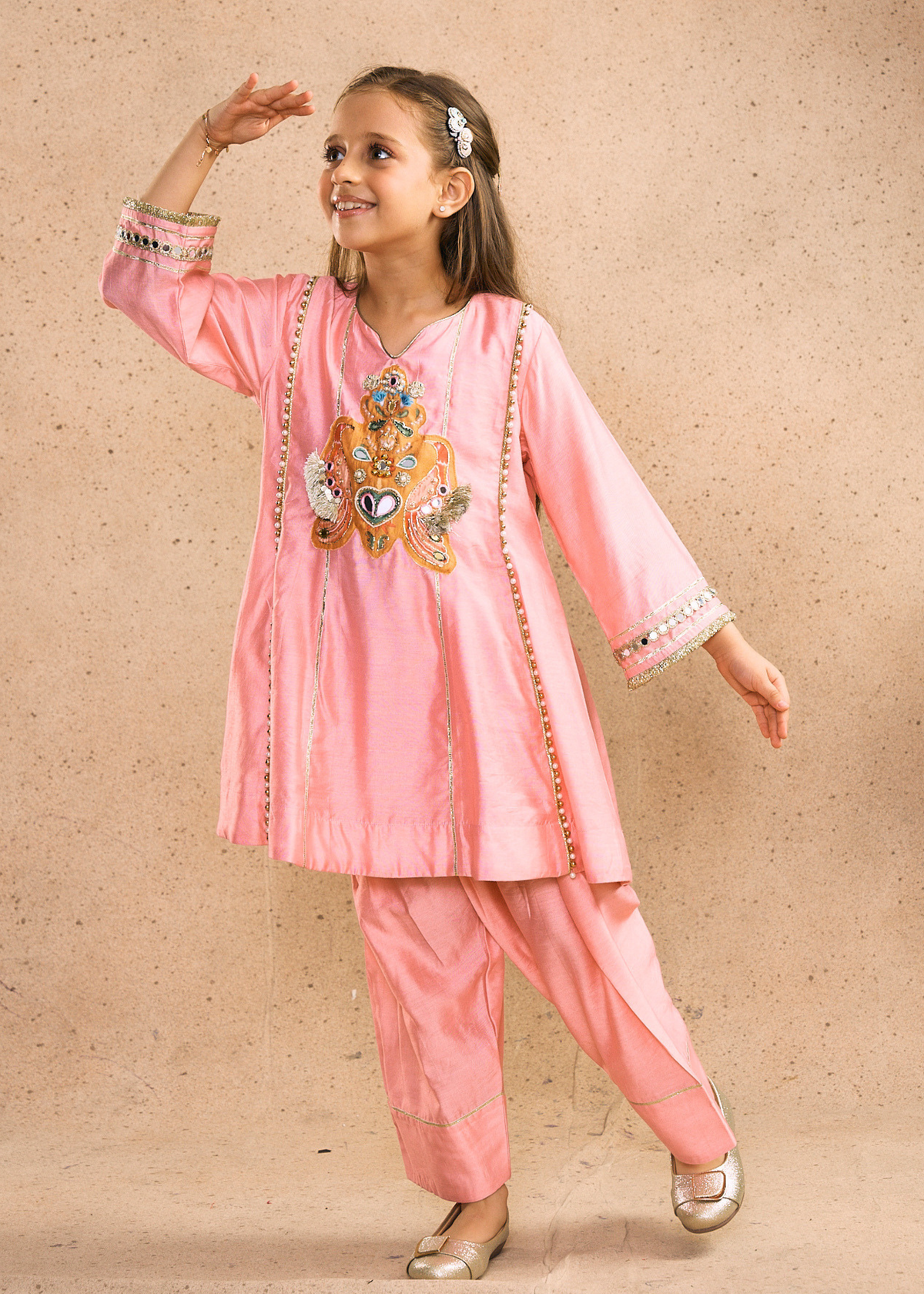 Daphene Ivora Girls pink Embellished Long Tunic & Farshi Salwar