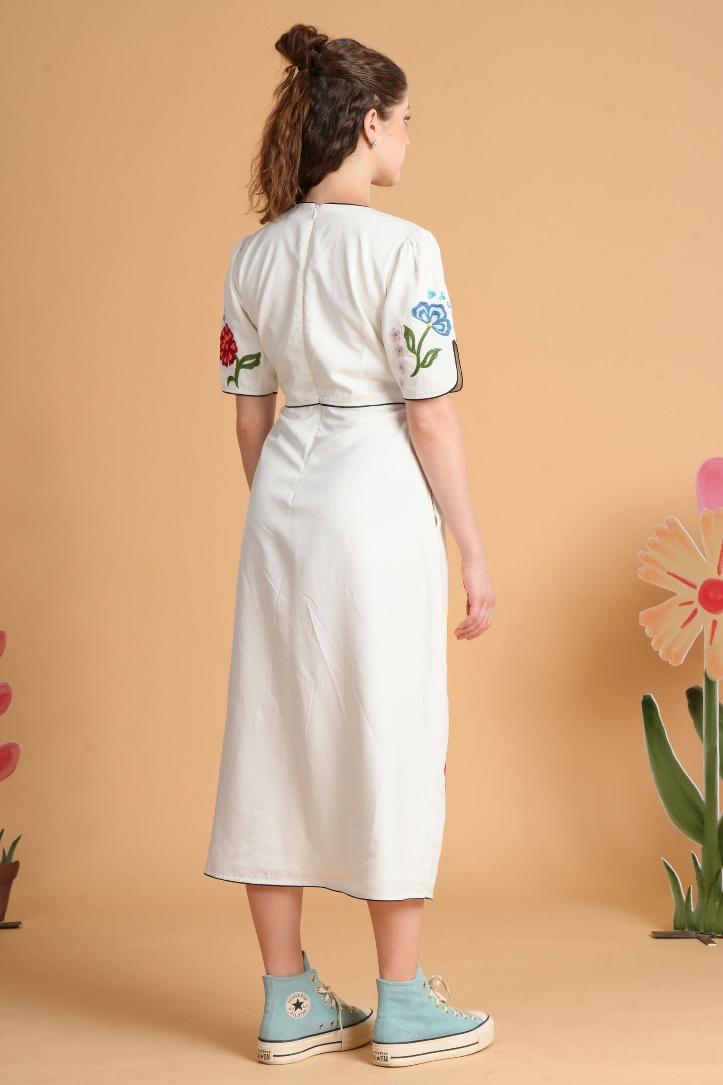 Liora Embroidered Women'S Dress