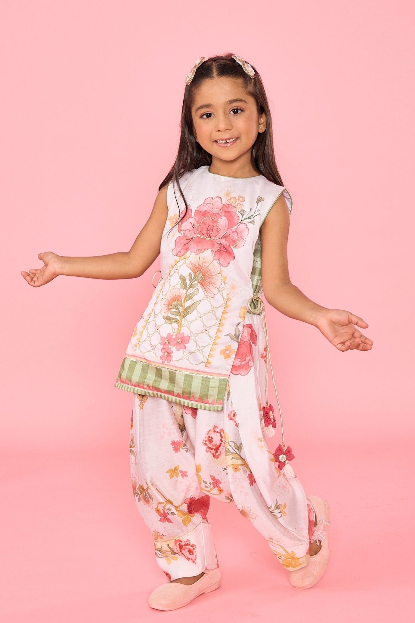 White Makrana Girls Embellished Sleeveless Tunic With Wide Trouser Coord( 2 Pc Set)