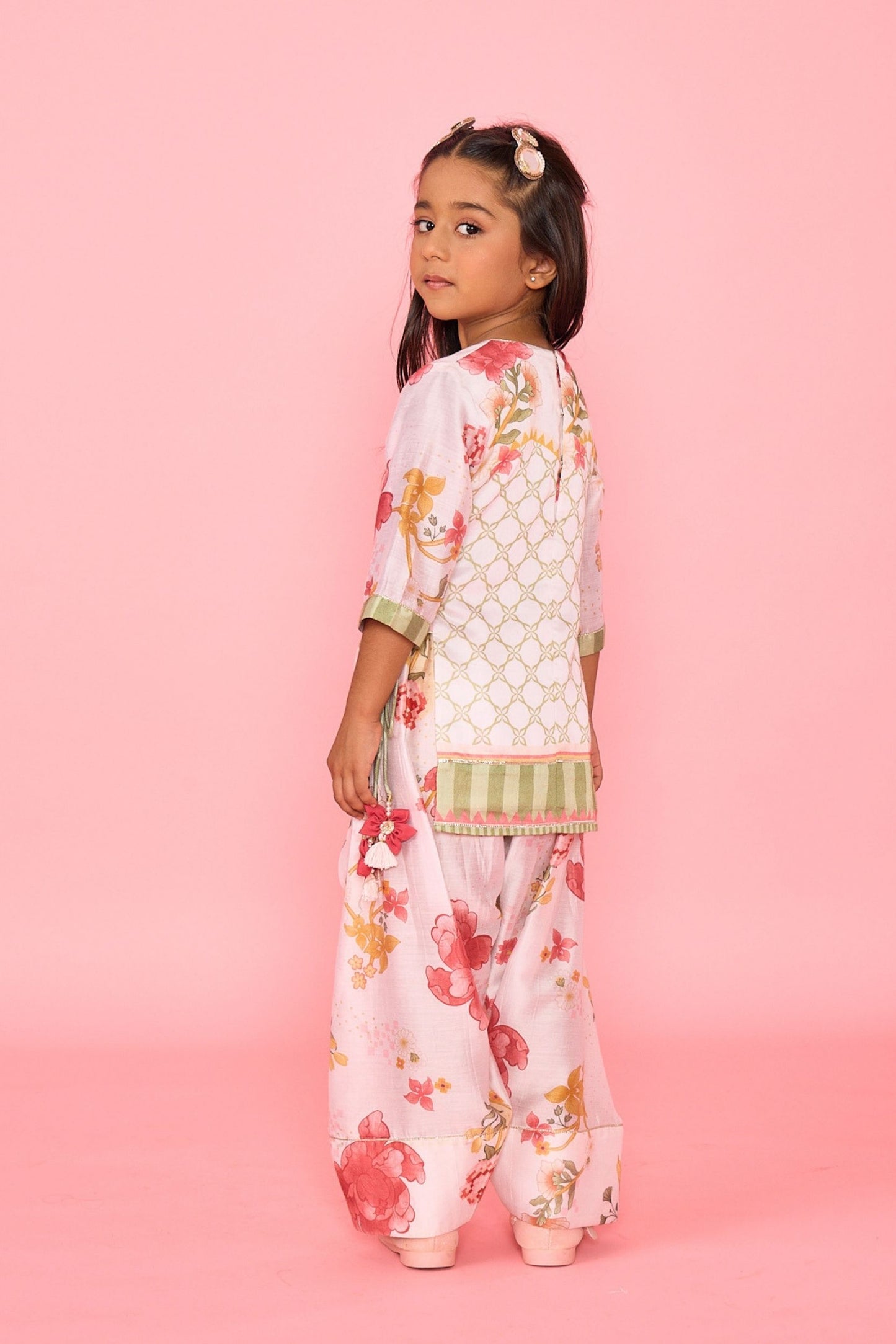 White Makrana Girls Embellished 3/4th Sleeves Tunic With Wide Trouser Coord( 2 Pc Set)