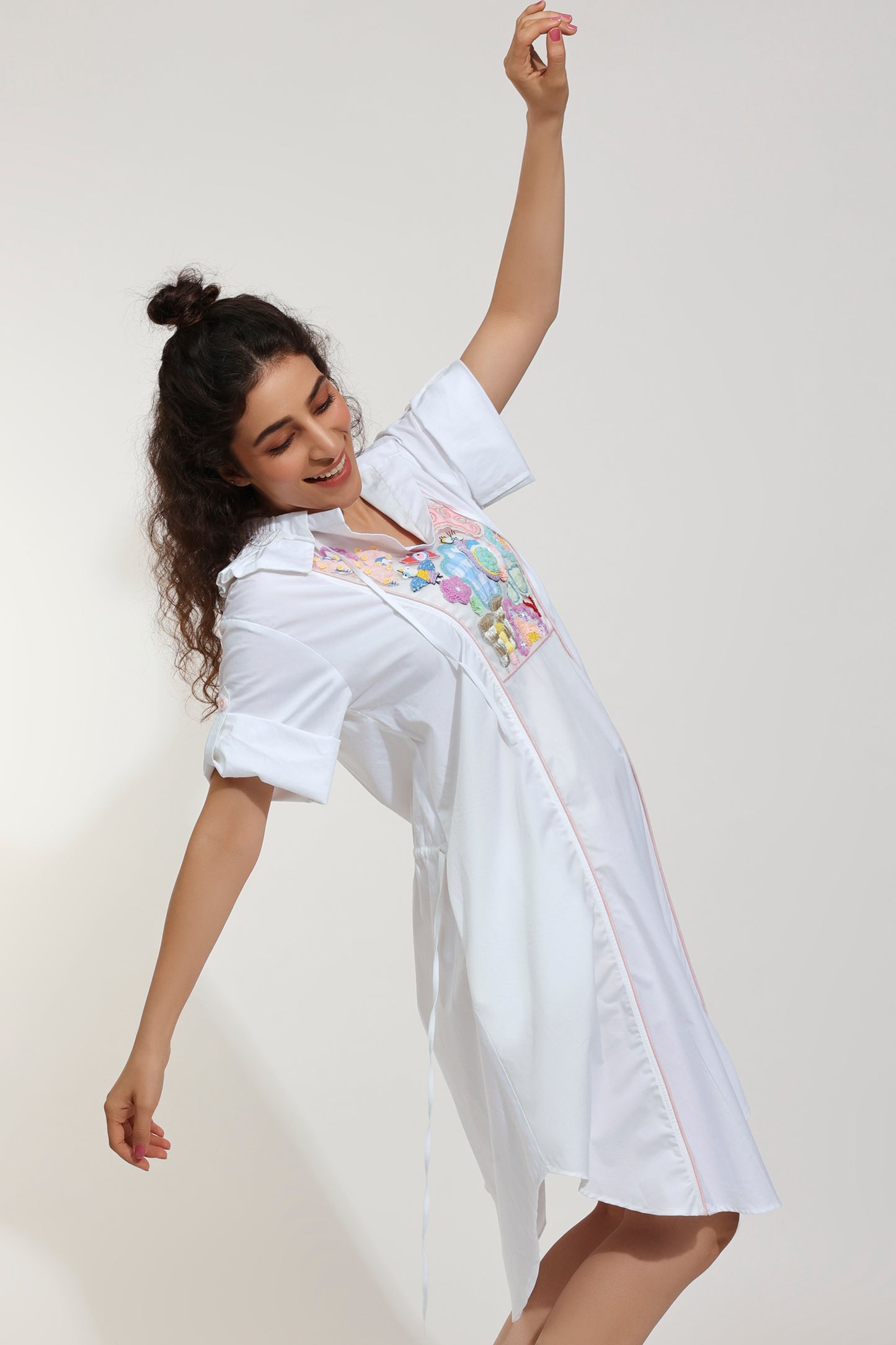 Mad Maze Embroidered White Dress (Joey & Pooh)